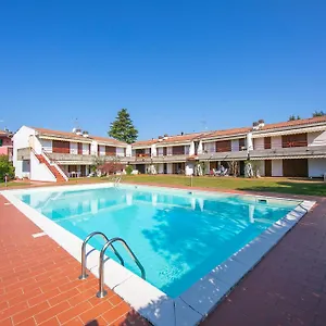 Apartment Cinzia Front - Happy, Sirmione