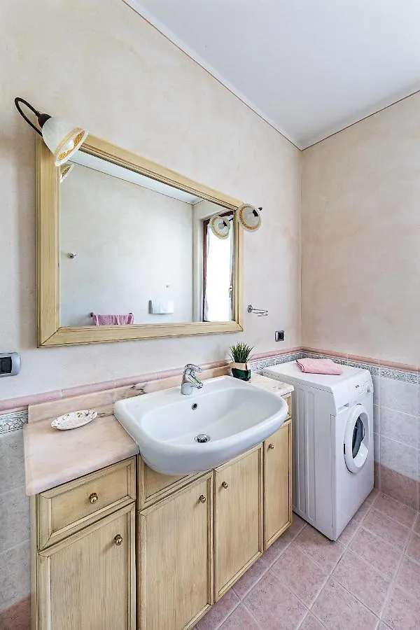 I Mosaici Apartments By Wonderful Italy Sirmione Italien